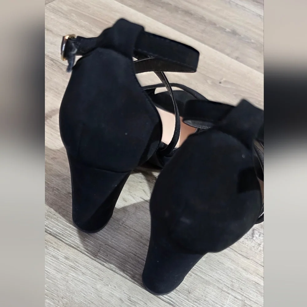 TOP Moda Black Strappy Open-Toe Heels